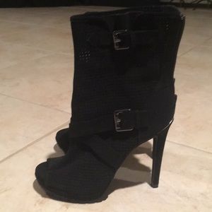 Juicy couture black mesh peek toe black boots 6M
